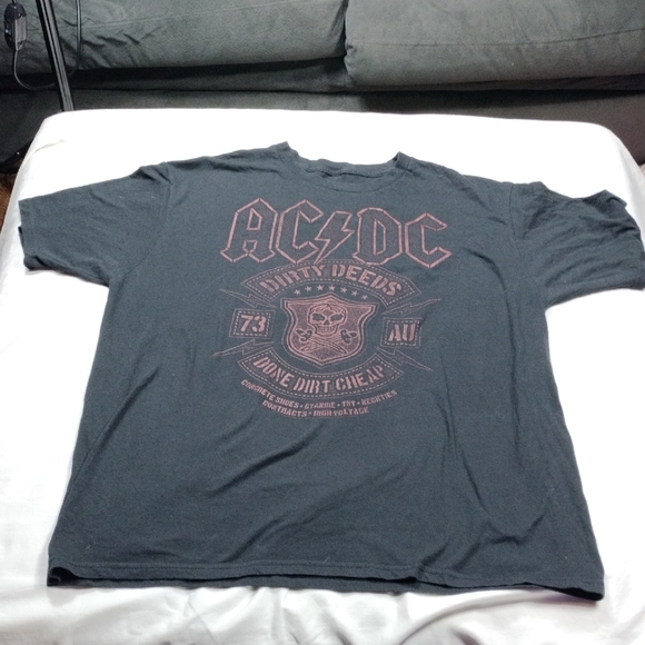 Liquid Blue Men's AC/DC UA 73 Men's T Shirt Size XL - Picture 1 of 8